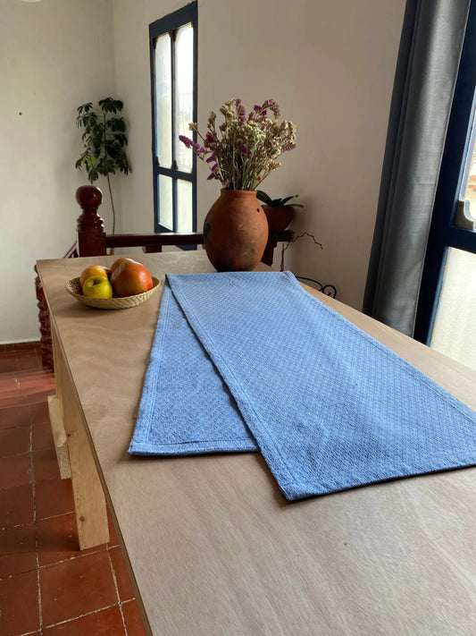Camino de mesa Artesanal Cielo - Xihue