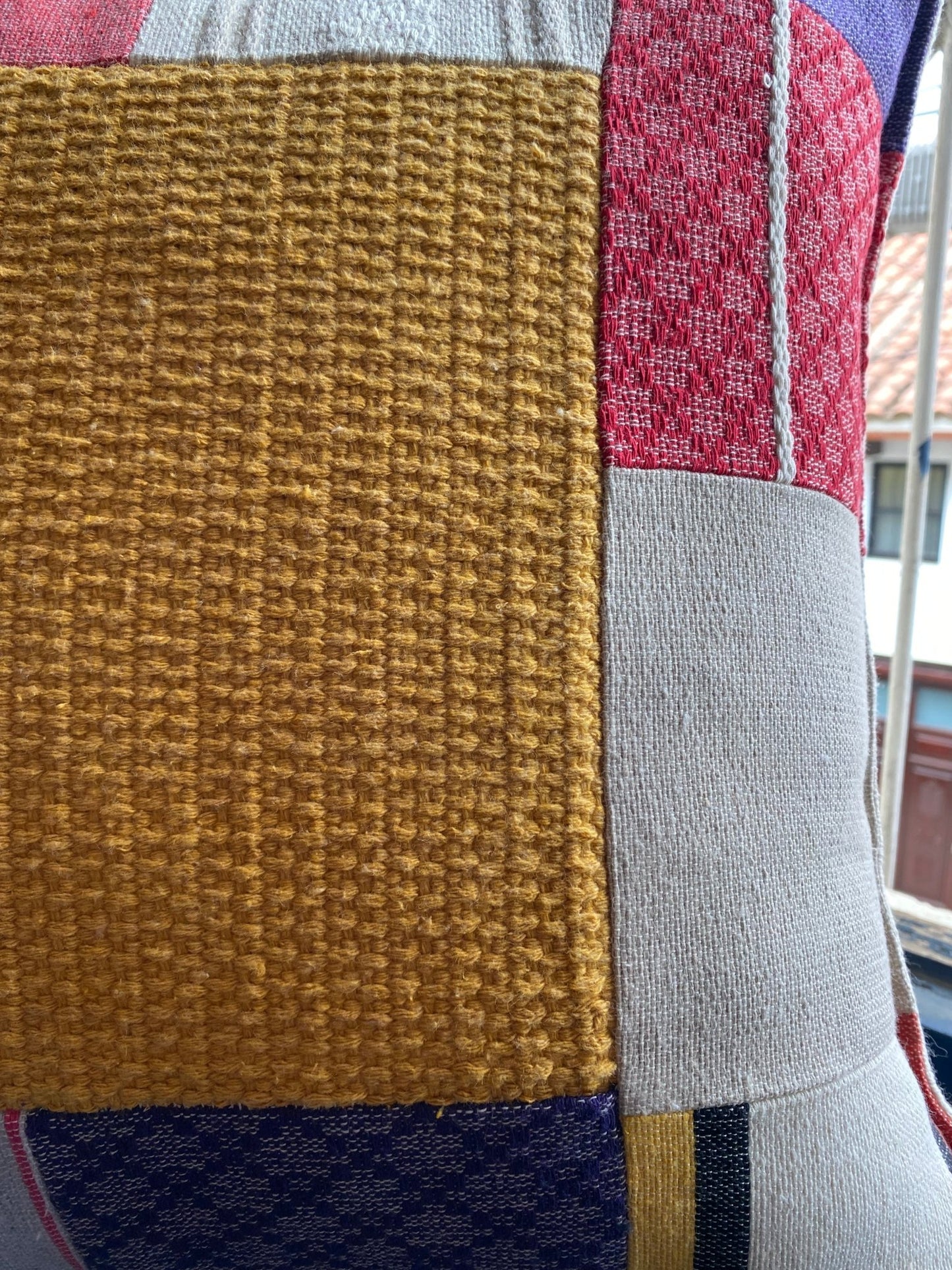 Cojin Patchwork artesanal - Xihue