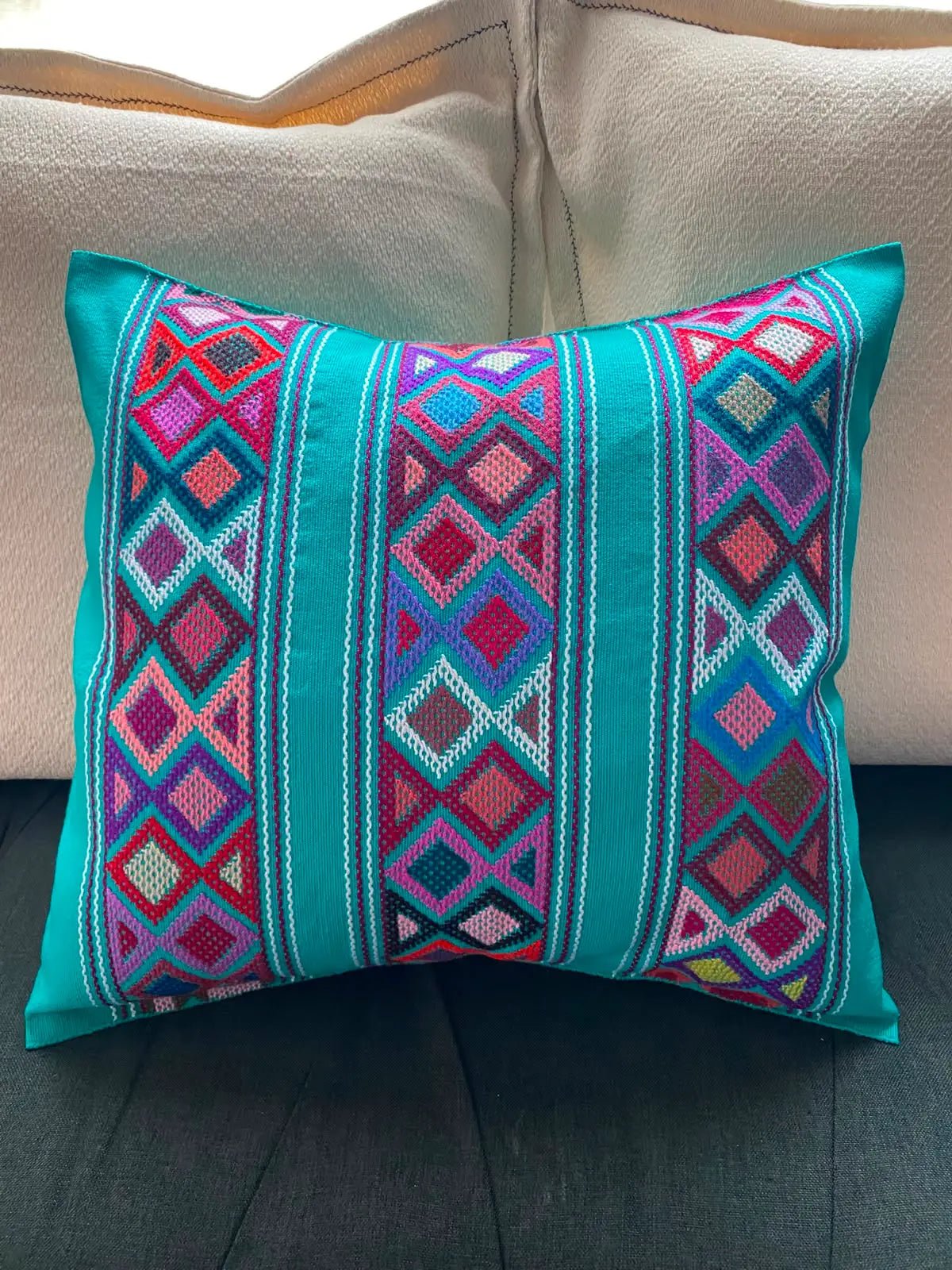 Funda para Cojín Artesanal Telar Alegría - Xihue