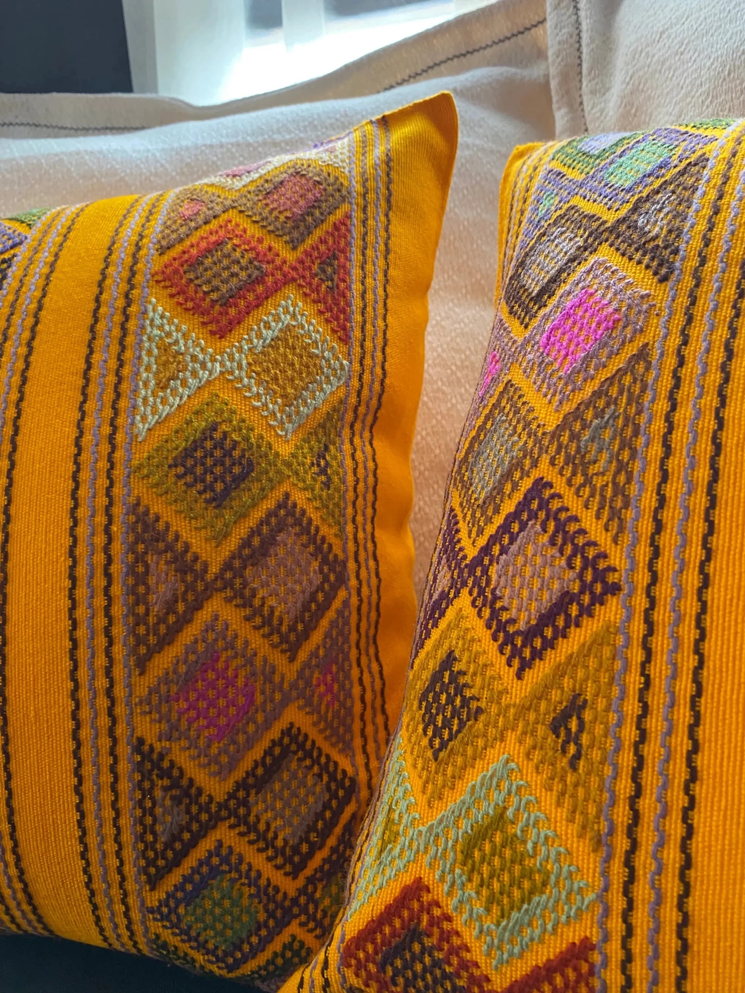 Funda para Cojín Artesanal Telar Sol - Xihue
