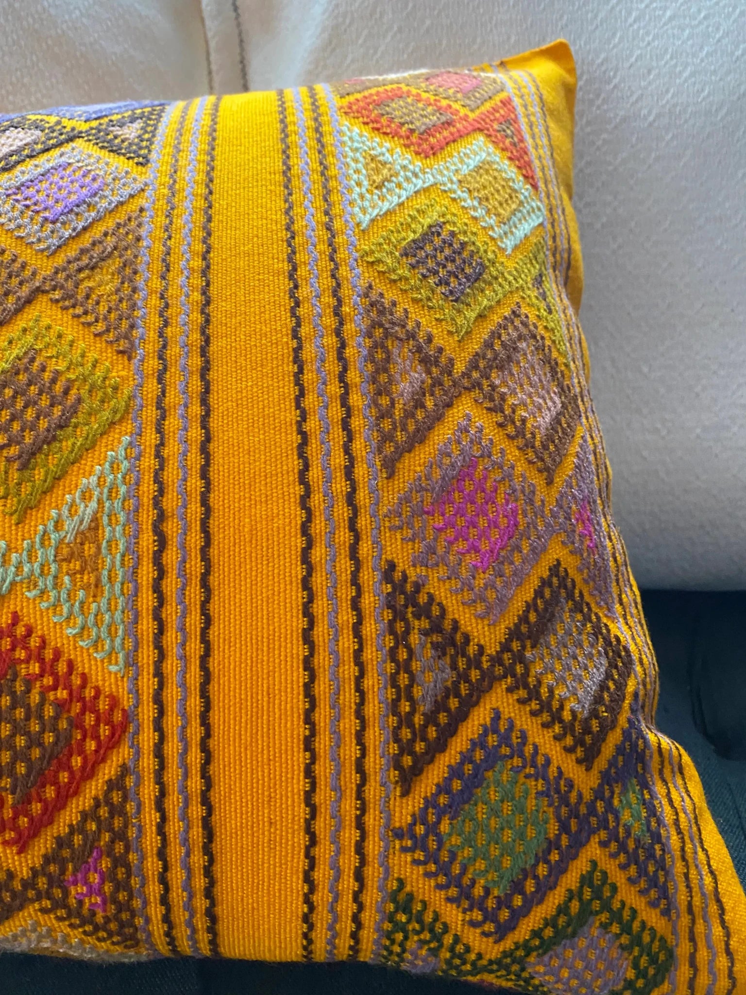 Funda para Cojín Artesanal Telar Sol - Xihue