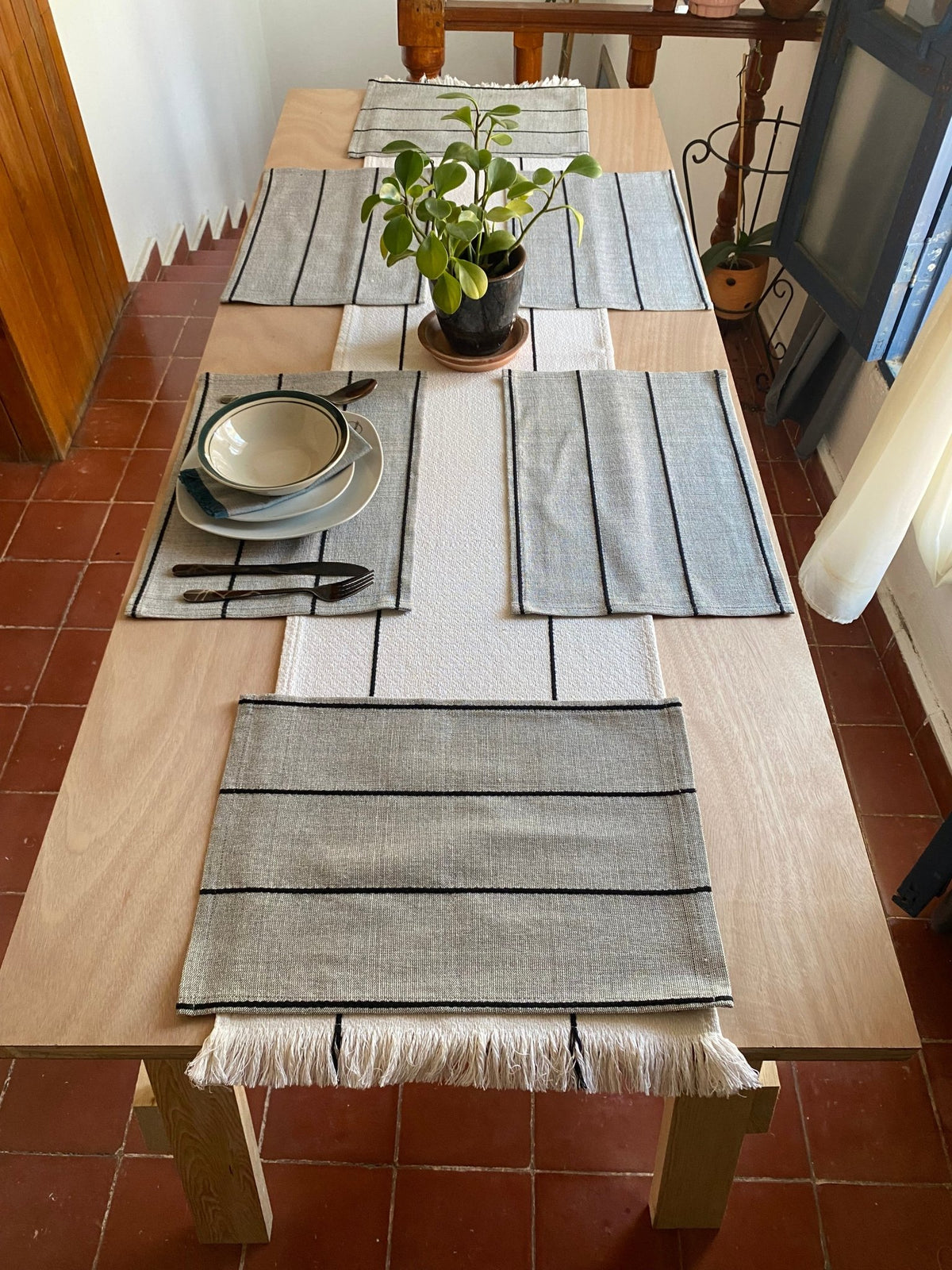 Mantelitos artesanales plata set 4 piezas - Xihue