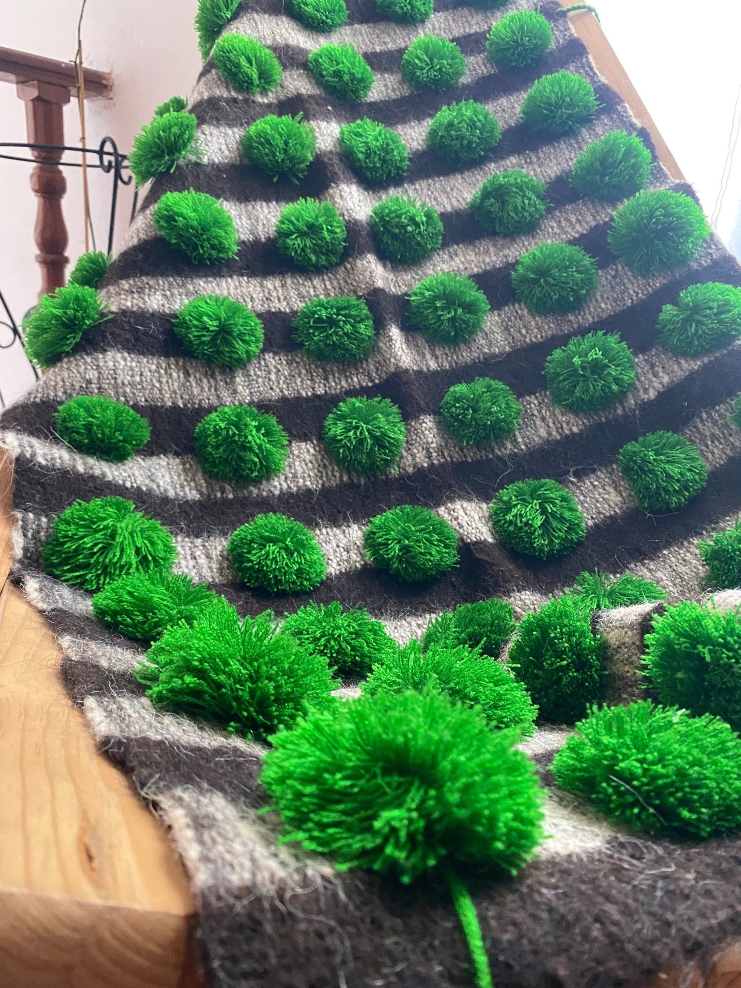 Pompom chal de lana Limón - Xihue
