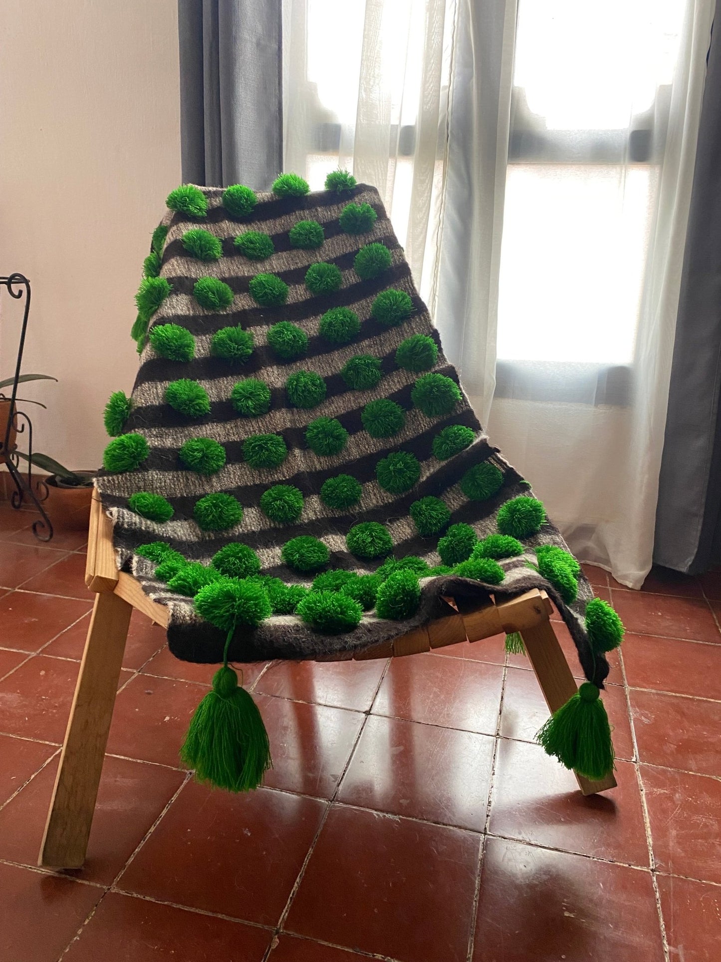 Pompom chal de lana Limón - Xihue