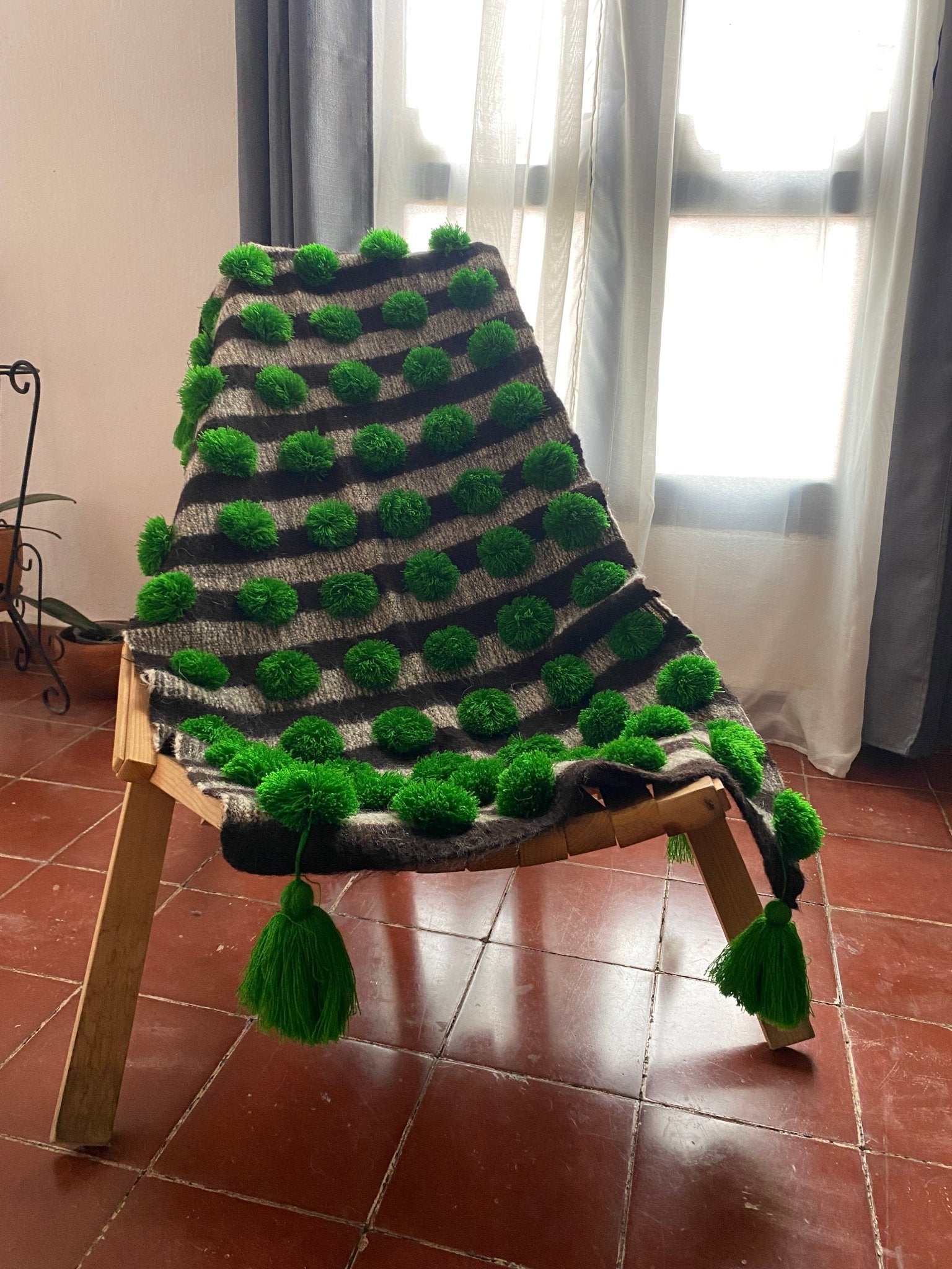 Pompom chal de lana Limón - Xihue